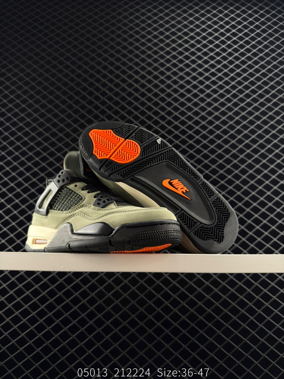 Nike Air Jordan 4 Retro